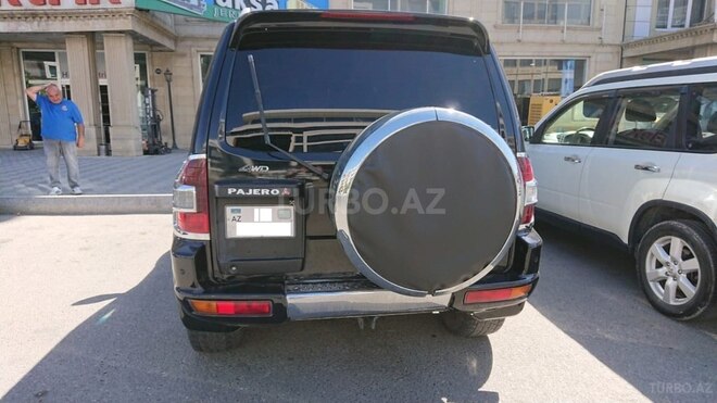 Mitsubishi Pajero 2001, 190,000 km - 3.2 l - Bakı