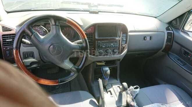 Mitsubishi Pajero 2001, 190,000 km - 3.2 l - Bakı