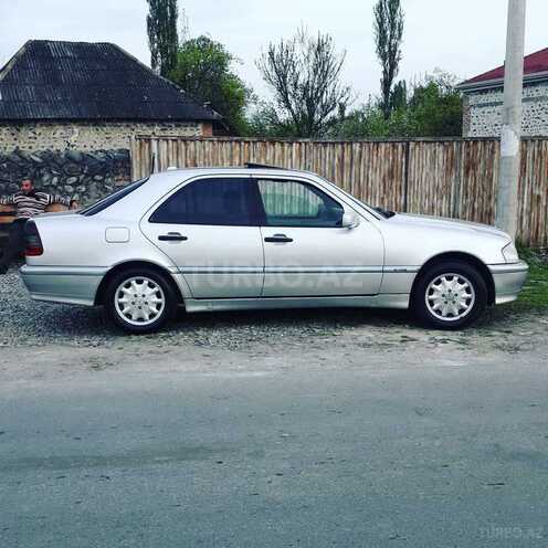 Mercedes C 230 2000, 250,000 km - 2.3 l - Balakən