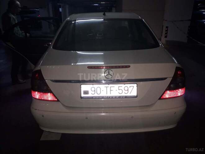 Mercedes E 220 2007, 418,000 km - 2.2 l - Bakı