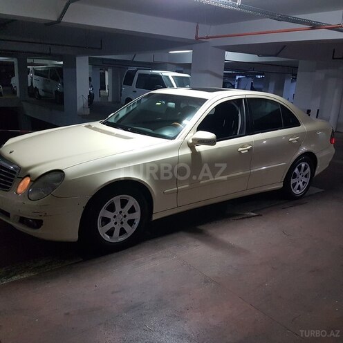 Mercedes E 220 2007, 418,000 km - 2.2 l - Bakı