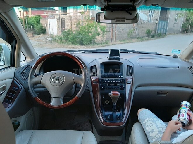 Toyota Harrier 2002, 175,000 km - 2.4 l - Bakı