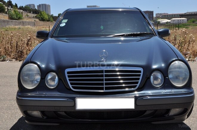 Mercedes E 270 2000, 238,000 km - 2.7 l - Bakı