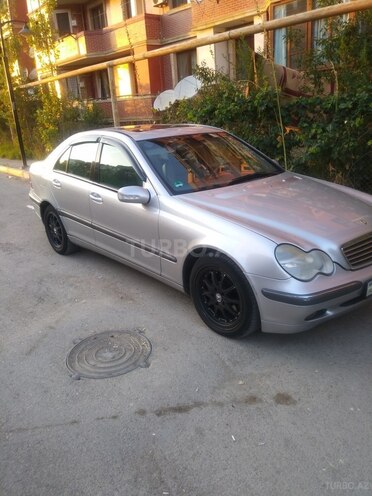 Mercedes C 180 2000, 300,000 km - 1.8 l - Bakı
