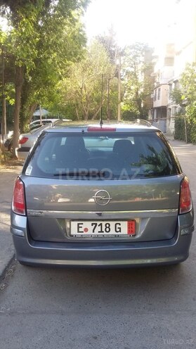 Opel Astra 2006, 157,000 km - 1.4 л - Bakı