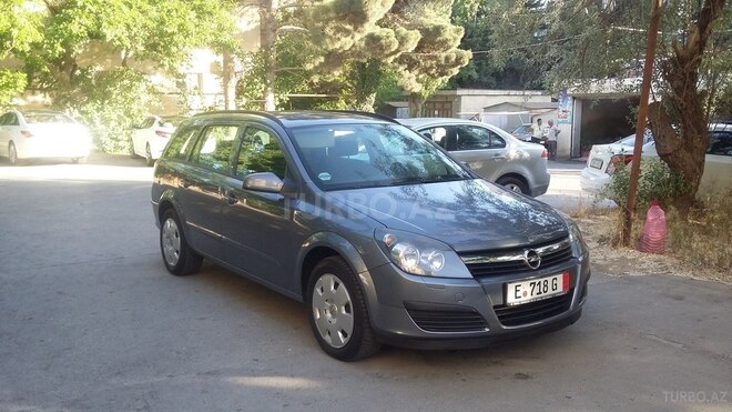 Opel Astra 2006, 157,000 km - 1.4 л - Bakı
