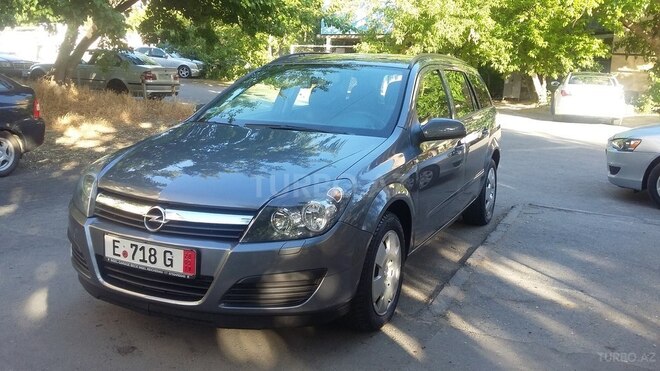 Opel Astra 2006, 157,000 km - 1.4 л - Bakı