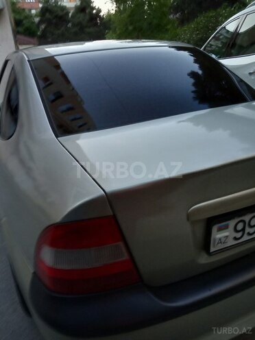 Opel Vectra 1996, 250,000 km - 2.0 l - Bakı