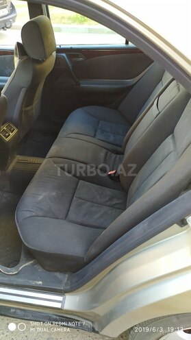 Mercedes E 230 1996, 289,000 km - 2.3 л - Bakı