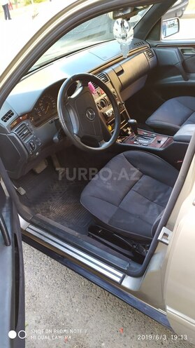 Mercedes E 230 1996, 289,000 km - 2.3 л - Bakı