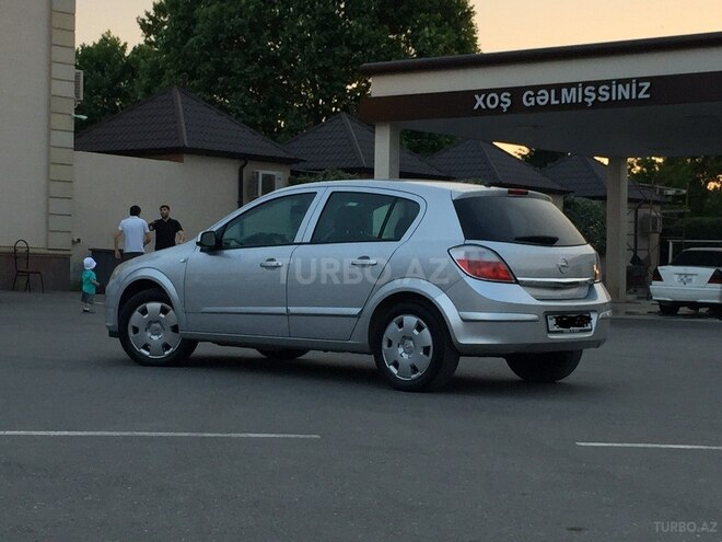 Opel Astra 2005, 254,000 km - 1.4 l - Gəncə