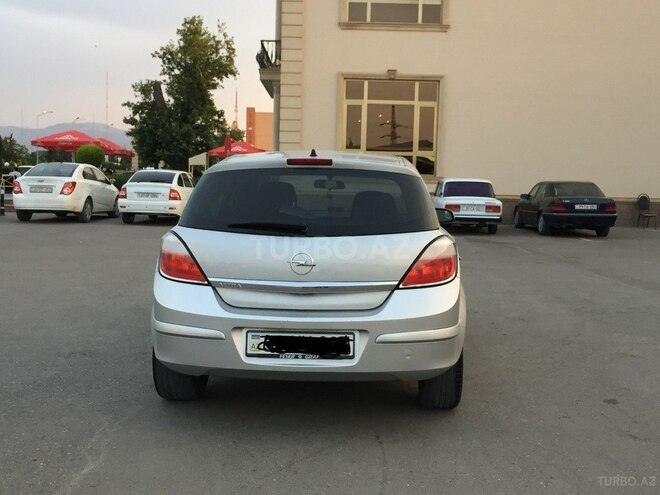 Opel Astra 2005, 254,000 km - 1.4 l - Gəncə