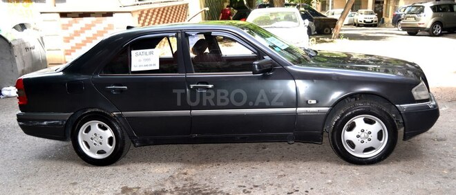 Mercedes C 180 1995, 483,600 km - 1.8 l - Bakı