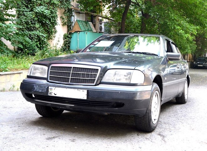 Mercedes C 180 1995, 483,600 km - 1.8 l - Bakı