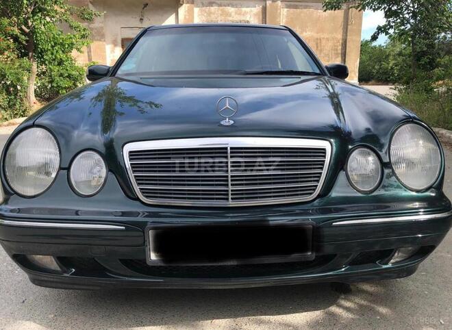 Mercedes E 240 2000, 305,200 km - 2.6 л - Bakı