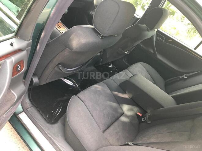 Mercedes E 240 2000, 305,200 km - 2.6 л - Bakı