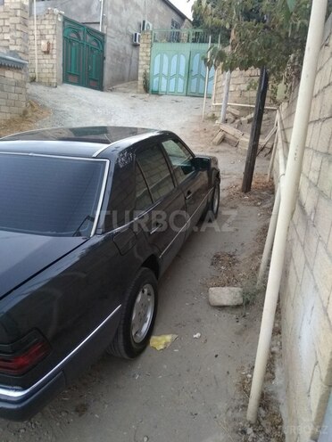 Mercedes E 250 1992, 700,000 km - 2.5 л - Bakı