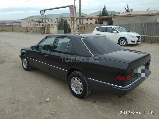 Mercedes E 250 1992, 700,000 km - 2.5 л - Bakı