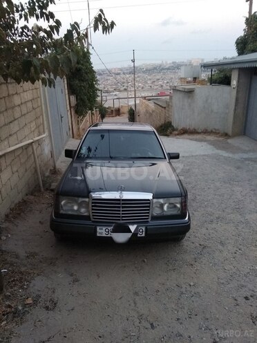 Mercedes E 250 1992, 700,000 km - 2.5 л - Bakı