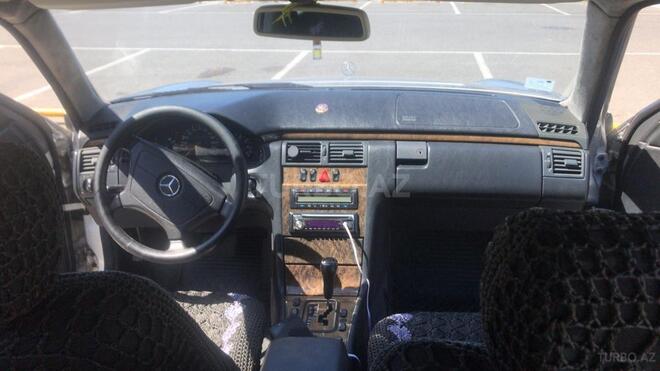 Mercedes E 240 1999, 350,000 km - 2.4 l - Bakı