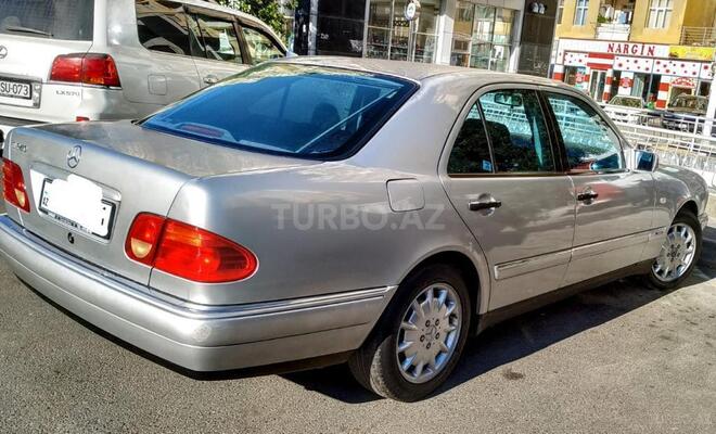 Mercedes E 240 1999, 350,000 km - 2.4 l - Bakı