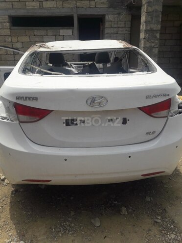Hyundai Elantra 2013, 30,000 km - 1.8 l - Bakı