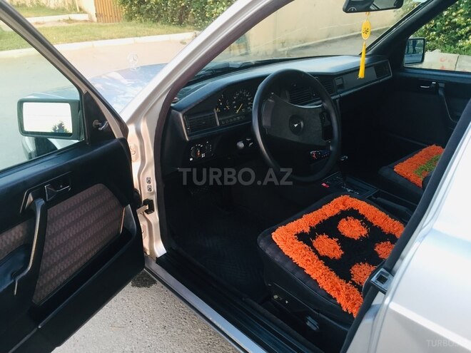 Mercedes 190 1992, 304,660 km - 2.0 l - Bakı