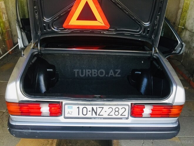 Mercedes 190 1992, 304,660 km - 2.0 l - Bakı