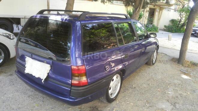 Opel Astra 1995, 438,000 km - 1.8 l - Bakı