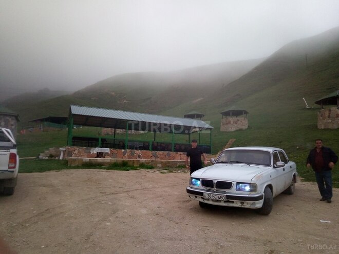 GAZ 3110 2002, 300,000 km - 0.2 l - Qusar