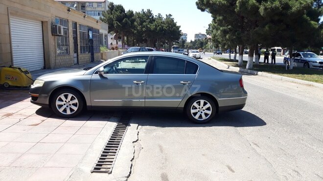 Volkswagen Passat 2006, 230,000 km - 2.0 l - Sumqayıt