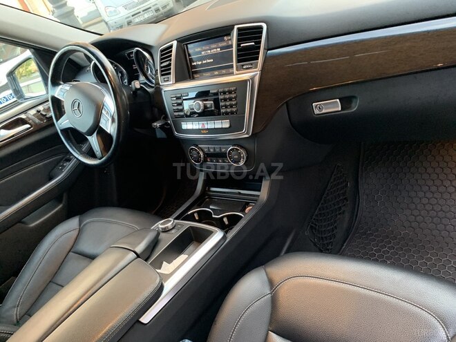 Mercedes ML 350 2011, 170,000 km - 3.5 l - Bakı