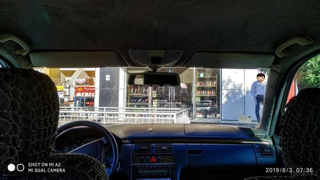 Mercedes E 240 1999, 3,333,333 km - 2.4 l - Bakı