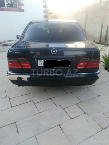 Mercedes E 240 1998, 287,000 km - 2.4 l - Bakı