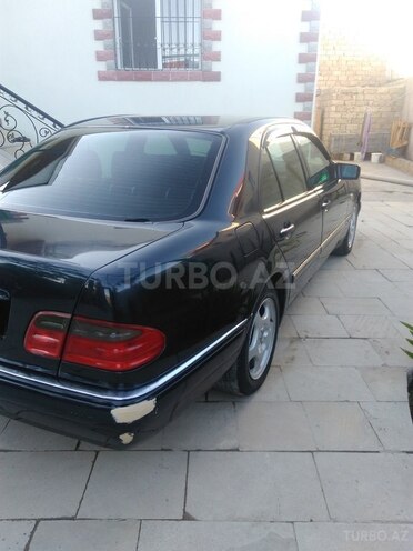 Mercedes E 240 1998, 287,000 km - 2.4 l - Bakı