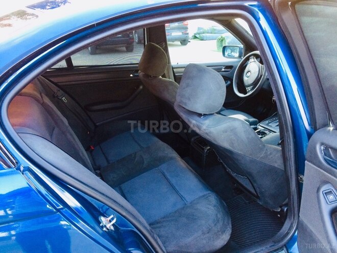 BMW 320 2003, 114,000 km - 2.2 l - Bakı