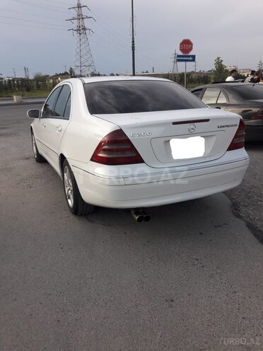 Mercedes C 200 2001, 244,000 km - 2.0 l - Bakı