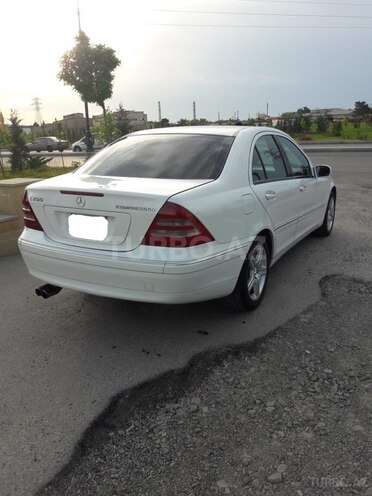 Mercedes C 200 2001, 244,000 km - 2.0 l - Bakı