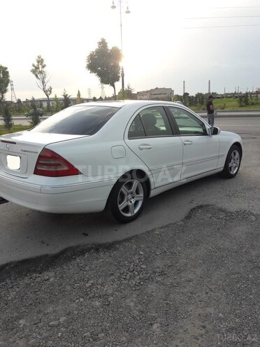 Mercedes C 200 2001, 244,000 km - 2.0 l - Bakı