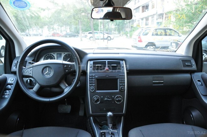 Mercedes B 170 2009, 54,000 km - 1.7 л - Bakı