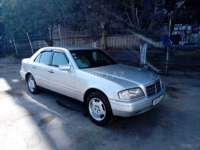 Mercedes C 220 1993, 250,000 km - 2.2 l - Bakı