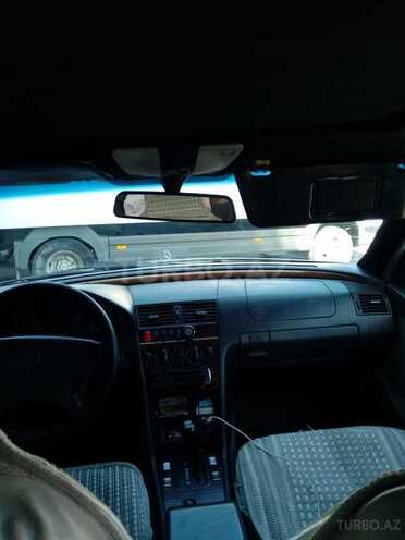 Mercedes C 220 1993, 250,000 km - 2.2 l - Bakı