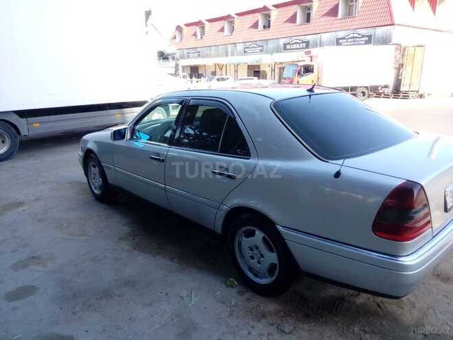 Mercedes C 220 1993, 250,000 km - 2.2 l - Bakı
