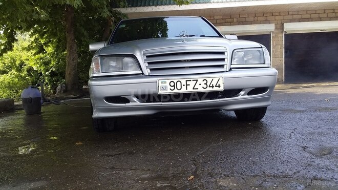 Mercedes C 240 1998, 260,000 km - 2.4 l - Ağcabədi