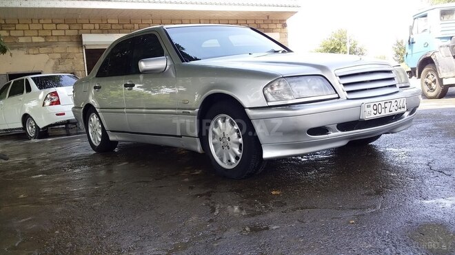 Mercedes C 240 1998, 260,000 km - 2.4 l - Ağcabədi