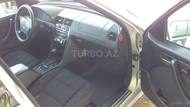 Mercedes C 240 1998, 260,000 km - 2.4 l - Ağcabədi