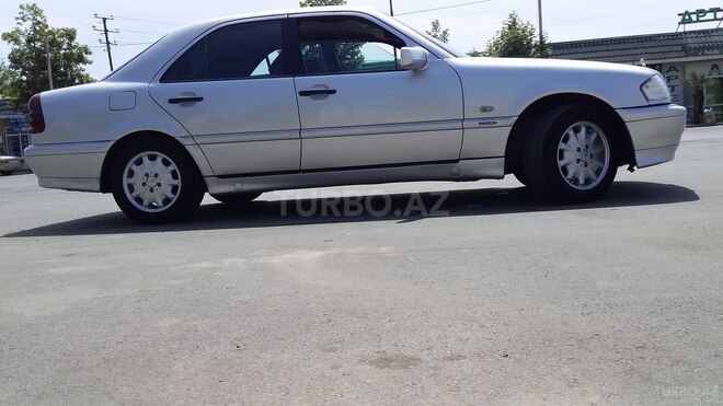 Mercedes C 240 1998, 260,000 km - 2.4 l - Ağcabədi