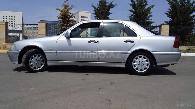 Mercedes C 240 1998, 260,000 km - 2.4 l - Ağcabədi
