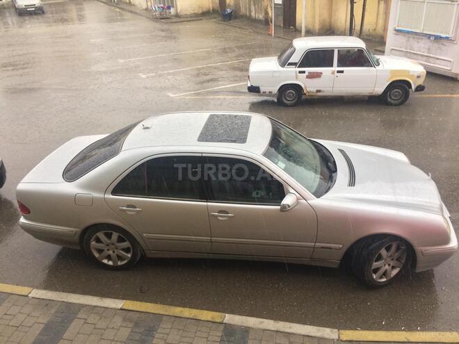 Mercedes E 270 2001, 400,000 km - 2.7 л - Siyəzən