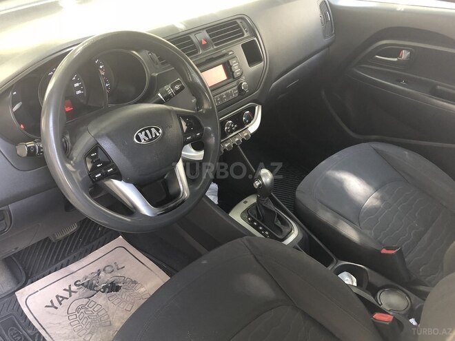 Kia Rio 2013, 140,000 km - 1.4 l - Bakı